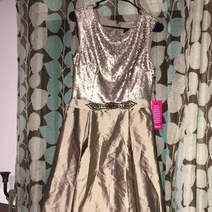 Long light sequence and silk dress high low